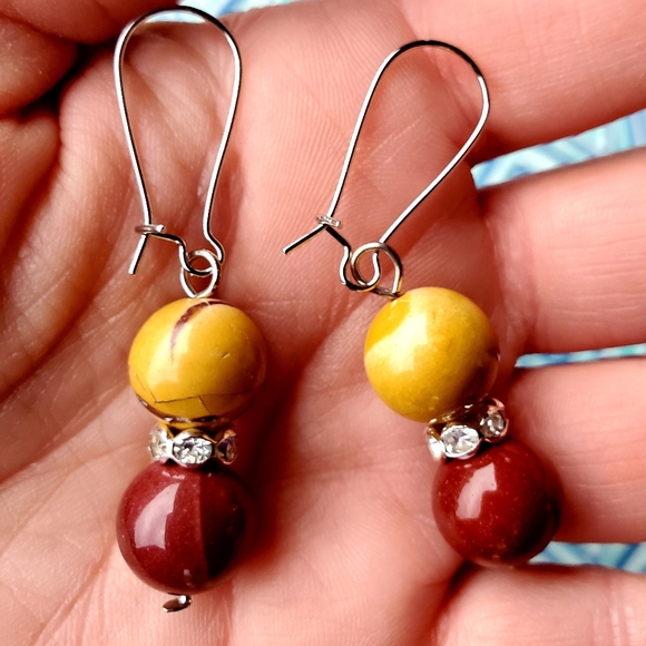 New Mookaite Jasper Round Ball & Rhinestone Earrings. - Picture 6 of 12
